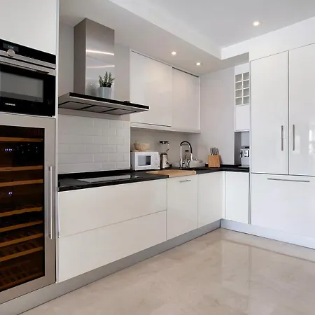 Puerto Marina Exclusive Apartment *